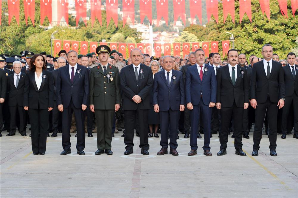 10.11.2025 atatürk anıtı 0.JPG