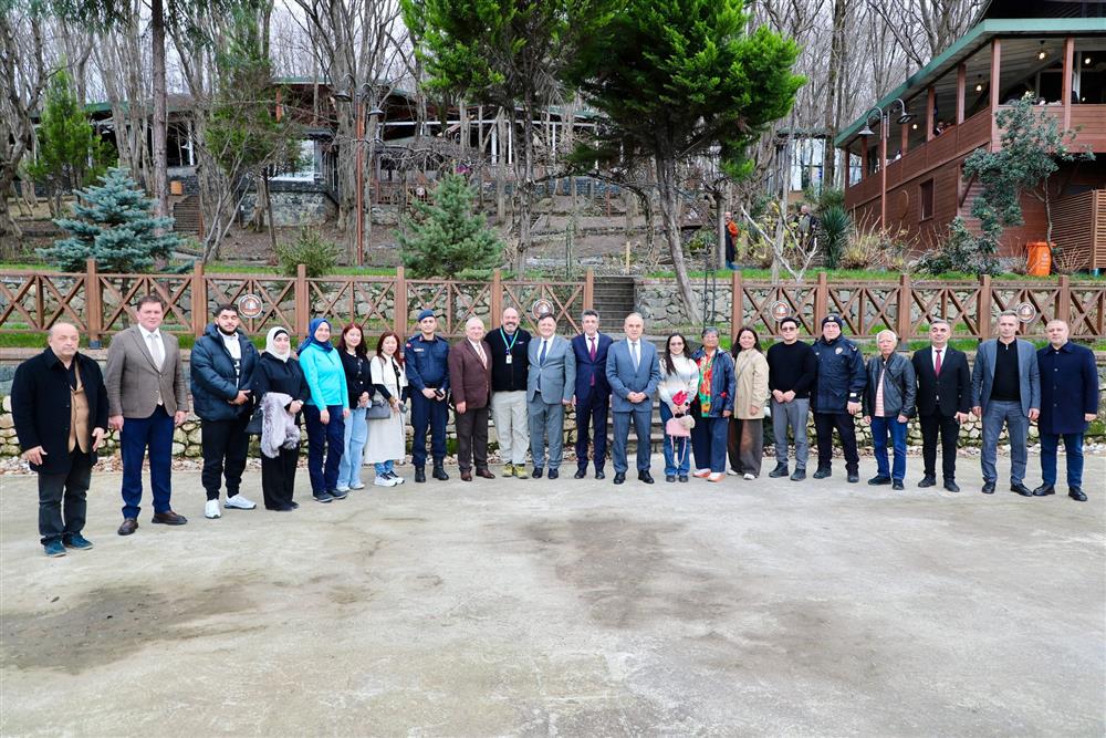 Avustralya  Endonezya ve Filipinler gelen seyahat acentaları temsilcileri 004.jpeg